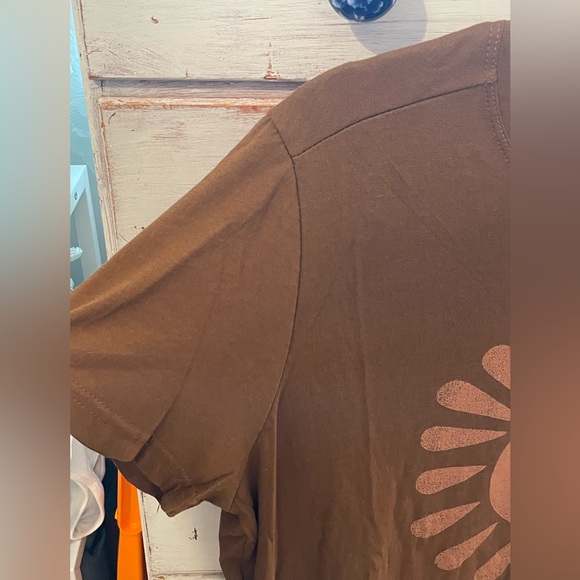 Cinnamon Sun Boxy Tee - Picture 5 of 6